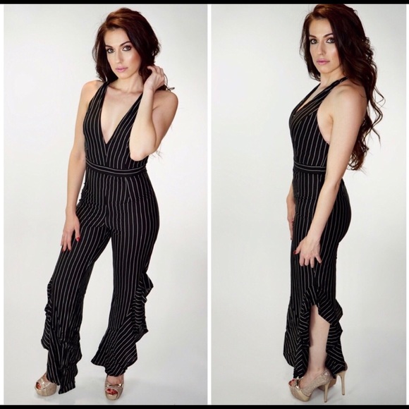 NWT 💥Clearance Black White Pin striped jumpsuit. - Picture 7 of 8